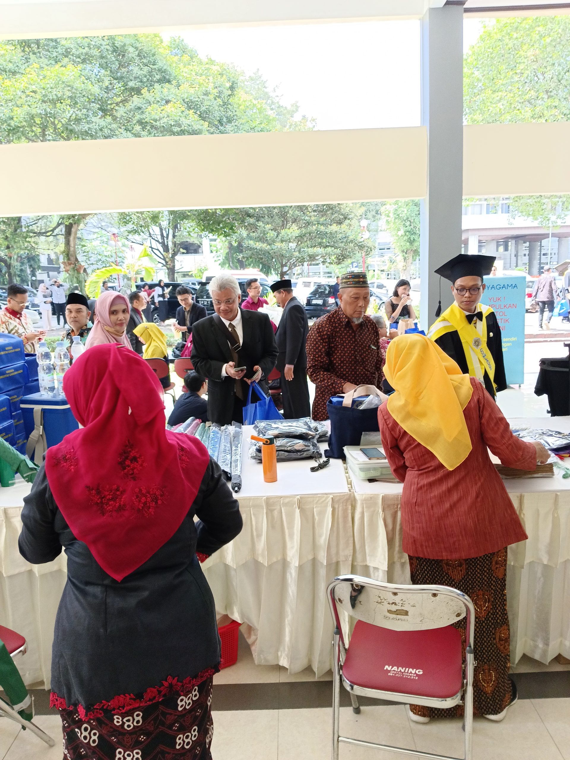 Piket Wisuda Program Pascasarjana Periode IV Th. Akademik 2023/2024 ...
